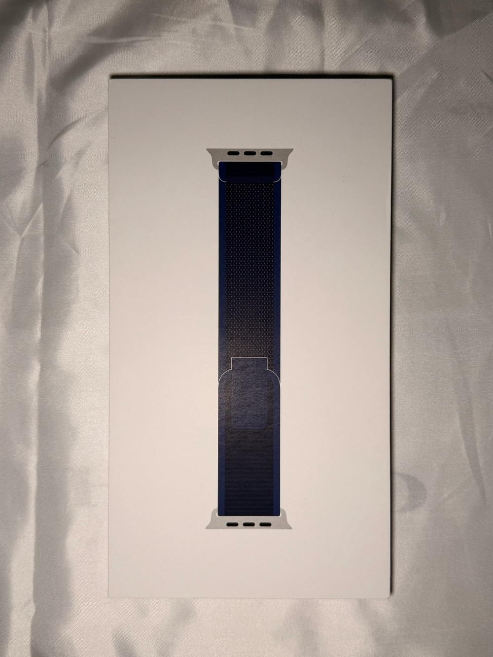 Apple Watch Ultra Blue Trail Loop Band in Small/Medium - Natural Titanium